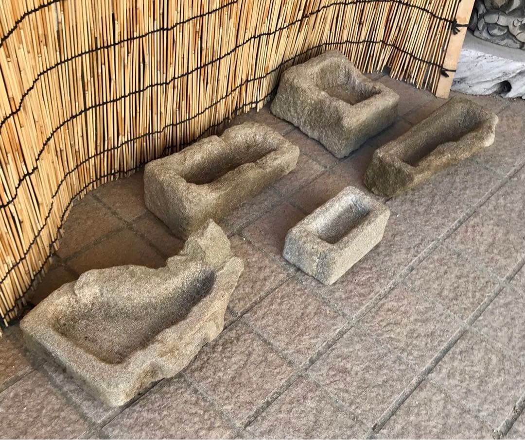 【石鉢・蹲・寄せ植え鉢・多肉植物鉢・コケ鉢・山野草鉢５個】オブジェ・庭石・置物