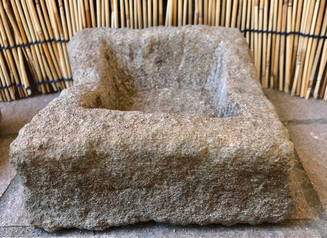 【石鉢・蹲・寄せ植え鉢・多肉植物鉢・コケ鉢・山野草鉢５個】オブジェ・庭石・置物