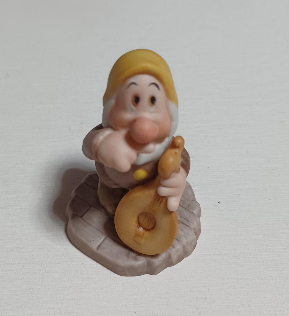 加藤工芸　白雪姫と7人のこびと　ガーデンフィギュアコレクション