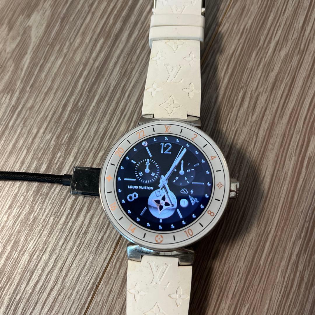 Louis Vuitton デジタル腕時計 ホワイト