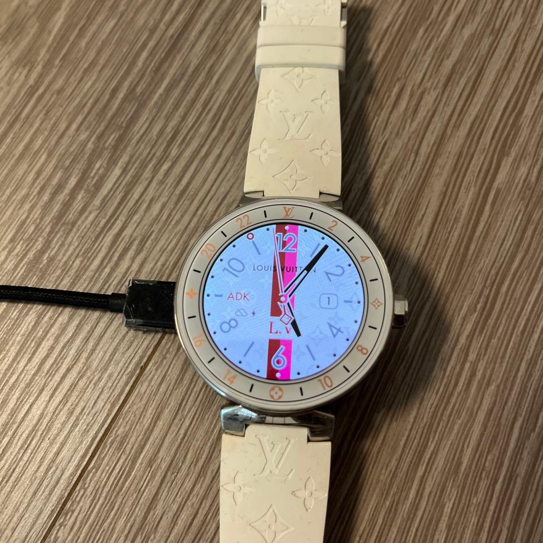Louis Vuitton デジタル腕時計 ホワイト