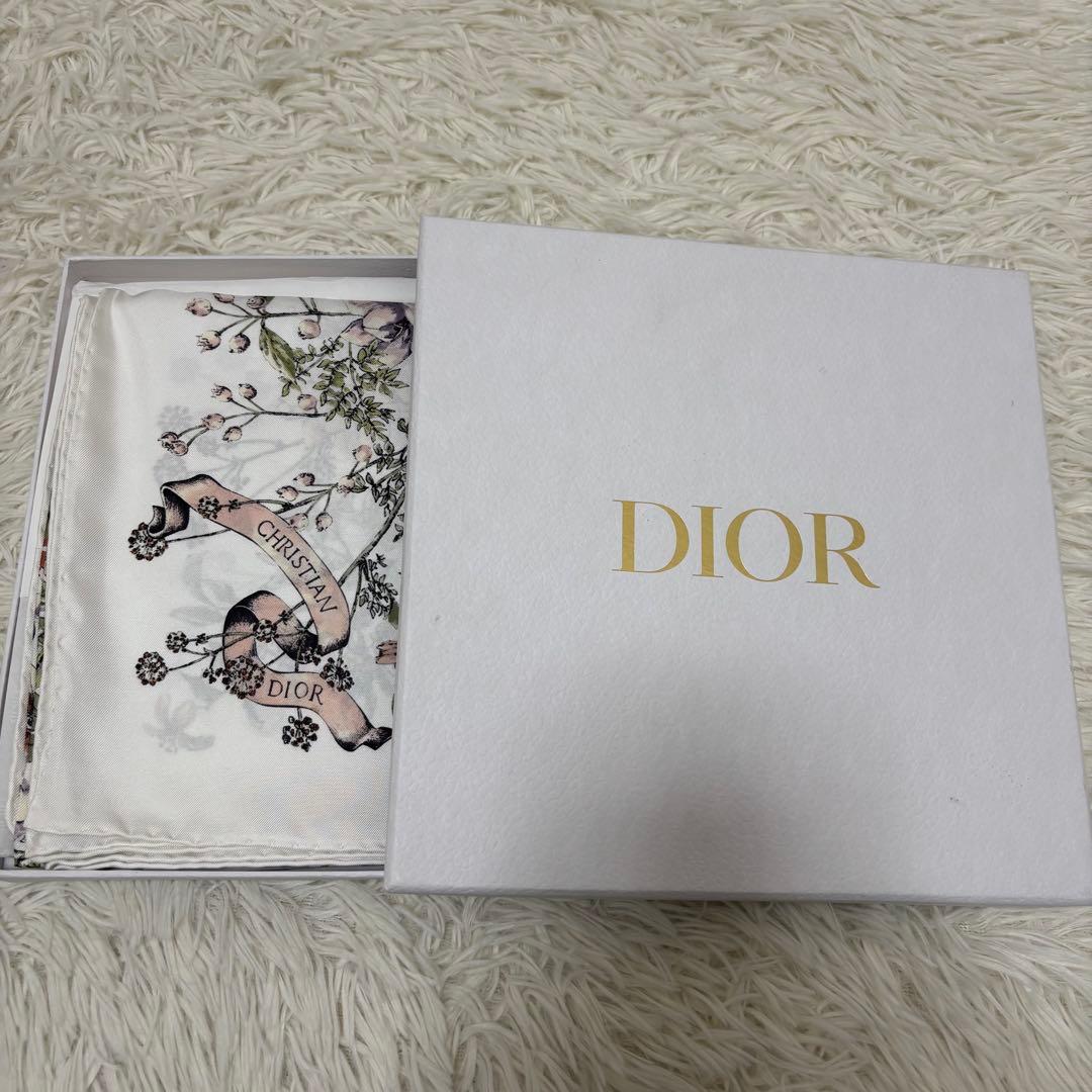 【極美品】クリスチャンディオール シルク100% 大判スカーフ 花柄 イタリア製