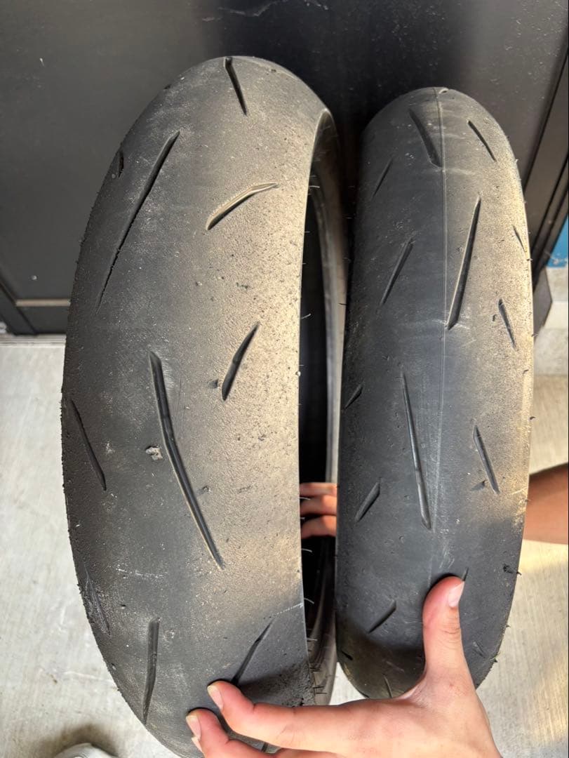 まこと様　ダンロップ　α-13SP