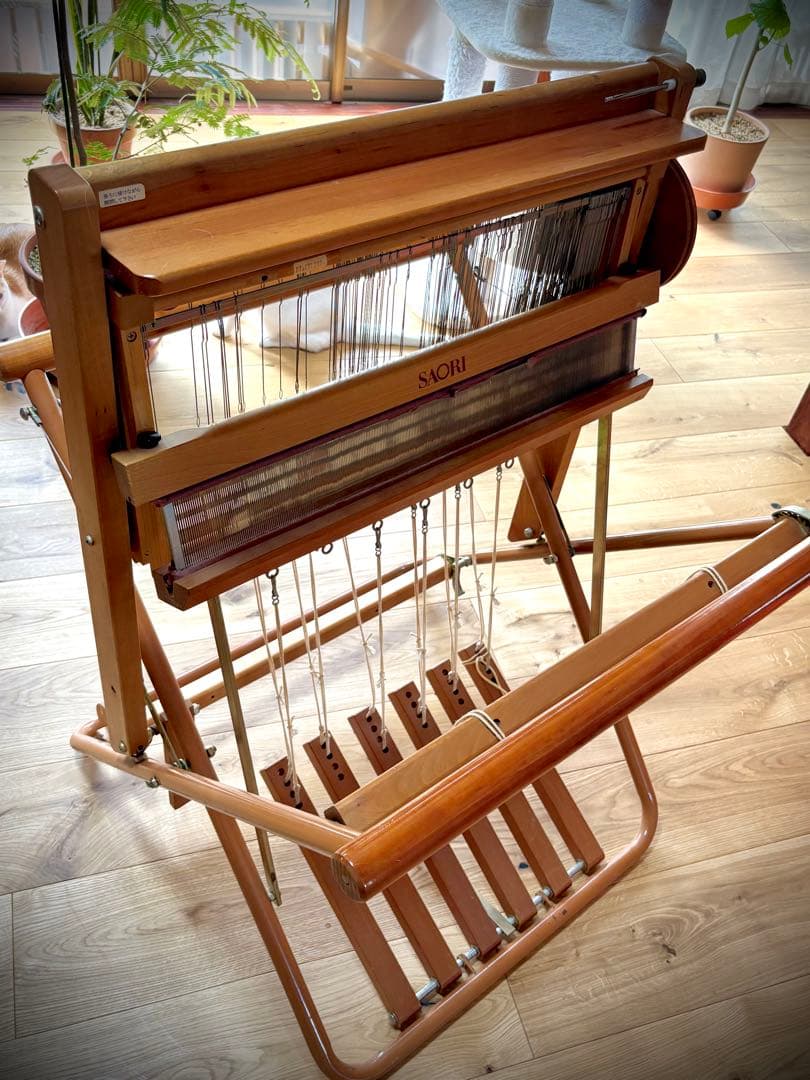 手織機SAORI SX60 4枚綜絖 6本ペダル (スプリング式)本体