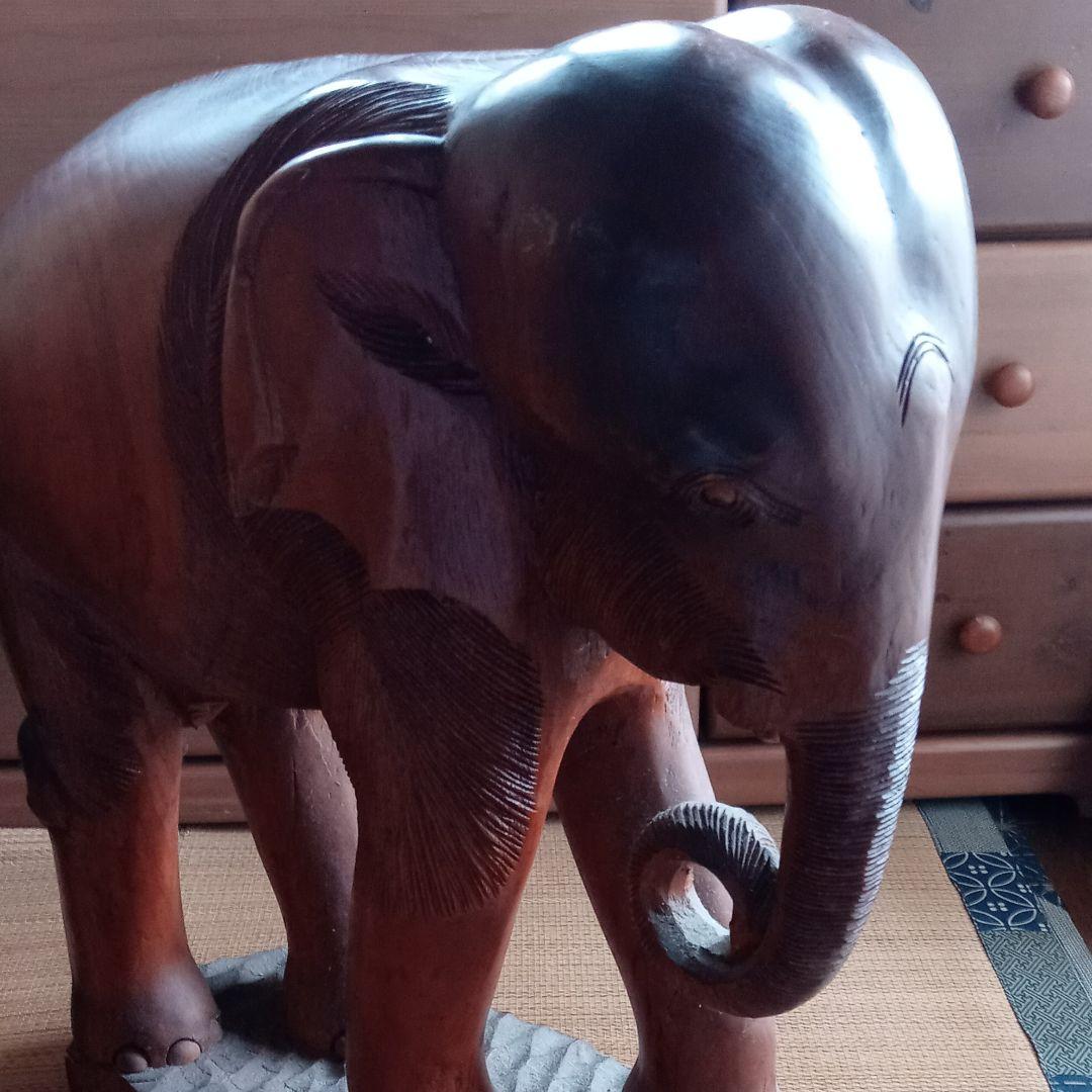 像の彫刻(木製)