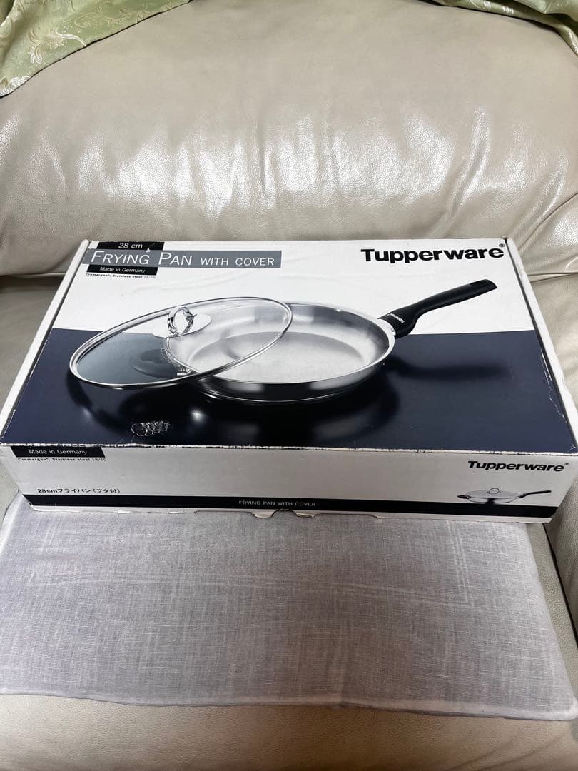 【新品・未使用】Tupperware 28cmフライパン