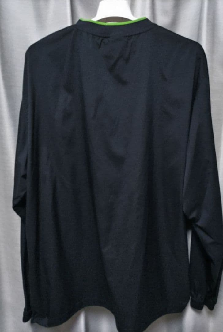 ニューエラ　プルオーバー　ナイロン　ジャケット　黒