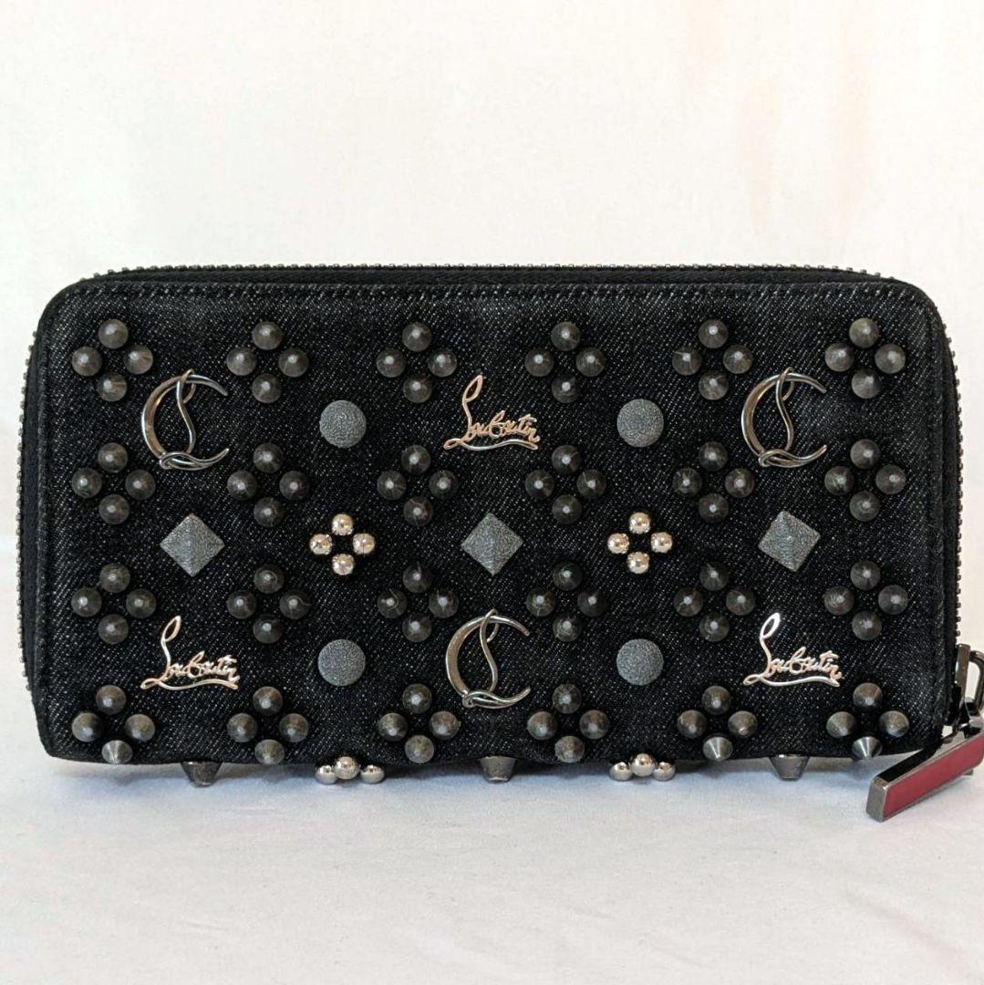 Christian Louboutin スタッズ パネレート ブラック 長財布