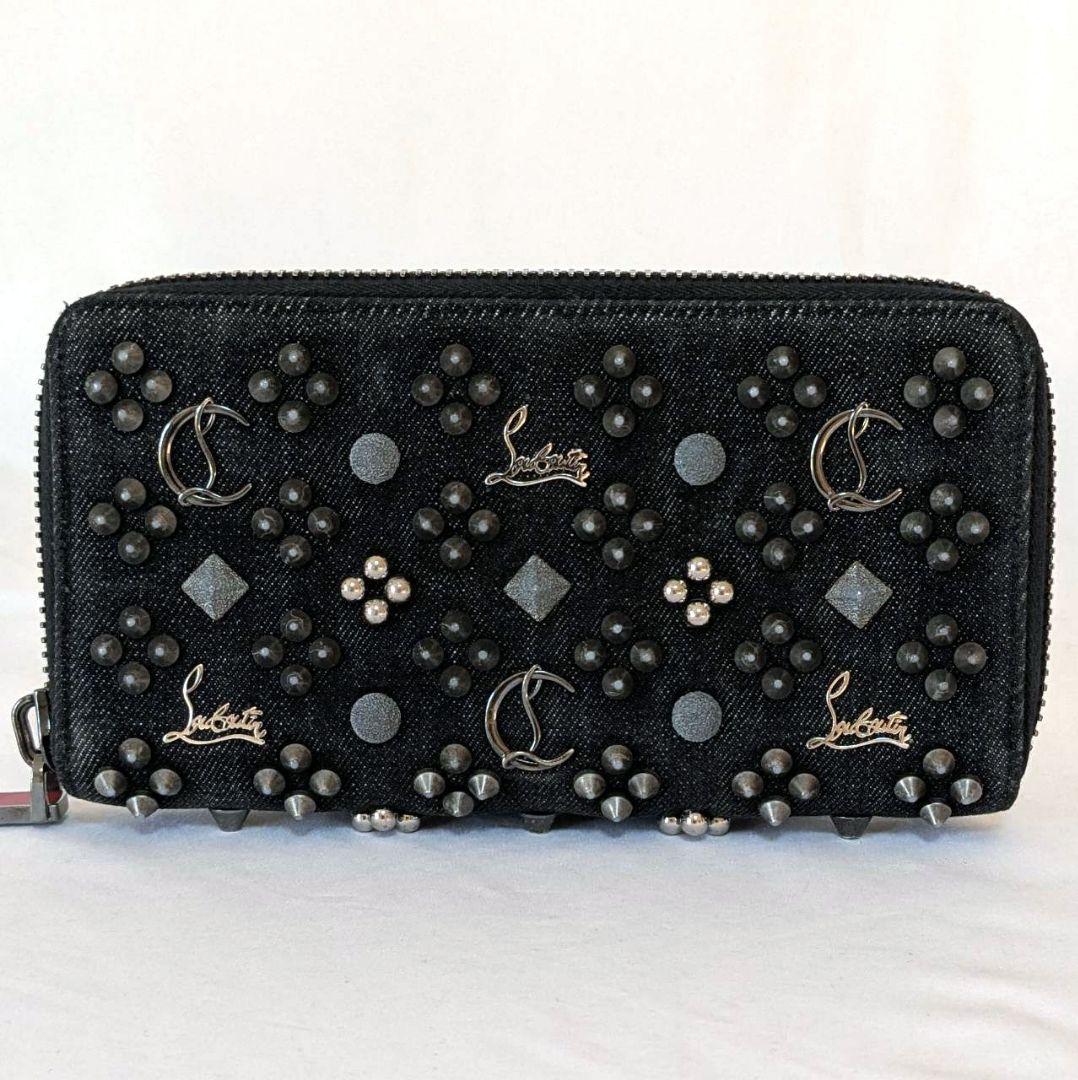 Christian Louboutin スタッズ パネレート ブラック 長財布