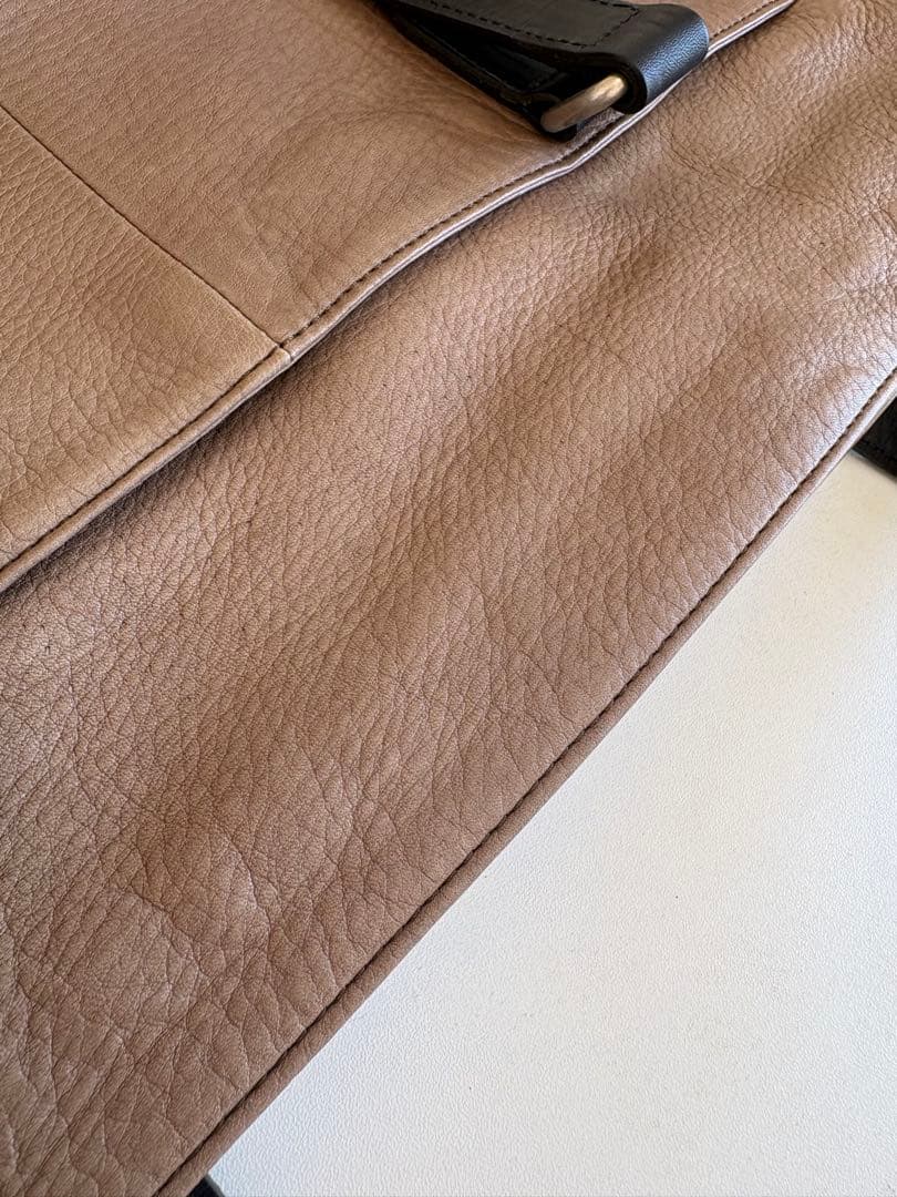 マーガレットハウエル レザートートバッグ A4 肩掛け未使用級