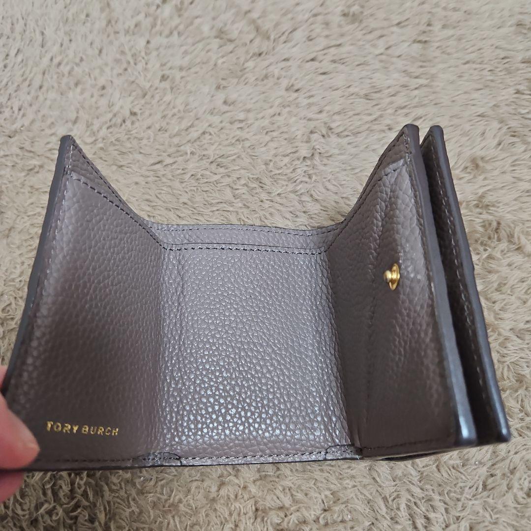 【15】【美品】TORY BURCH 三つ折り財布 グレー