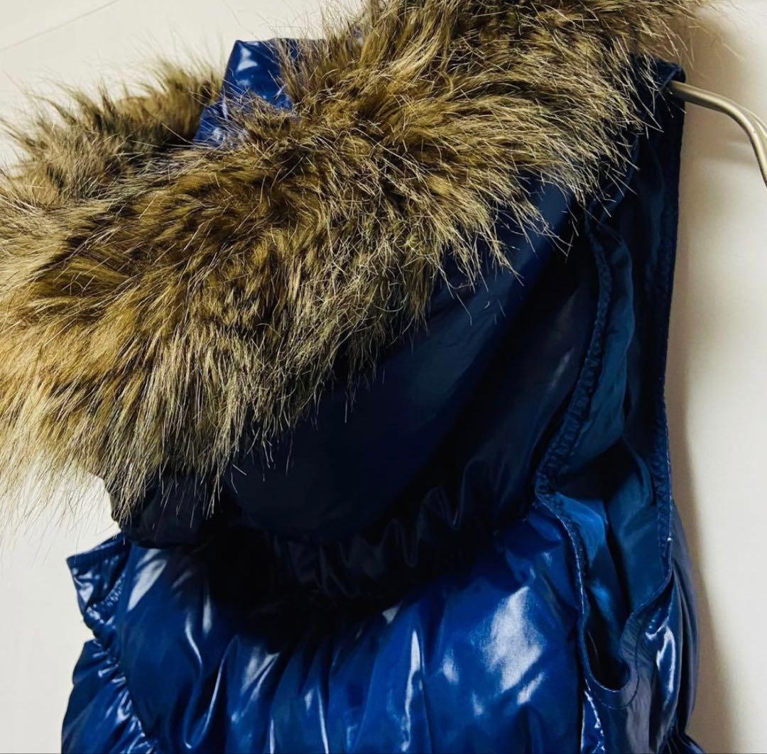 ギャップGAPダウンベスト　ファーフード付き　S　ブルー