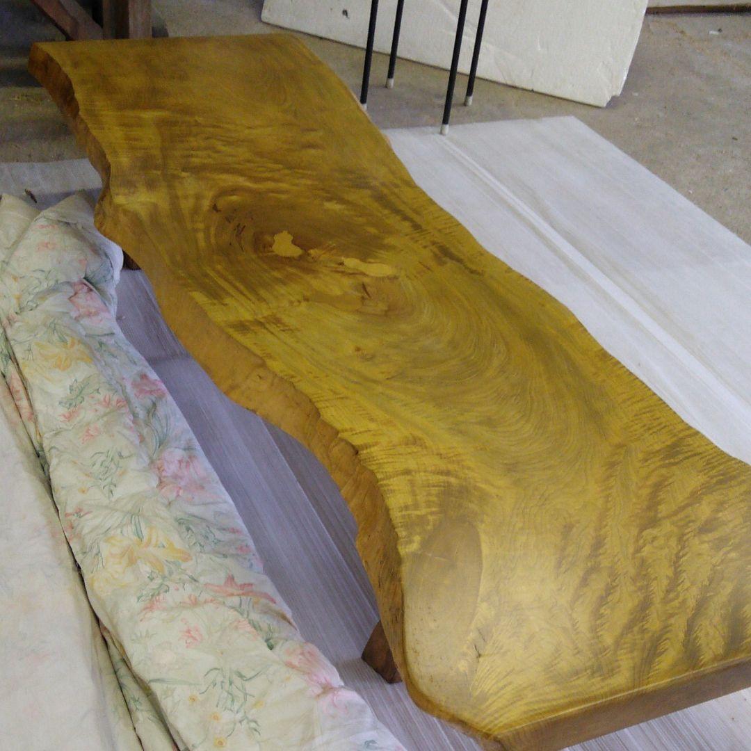 天然木栃変杢座卓