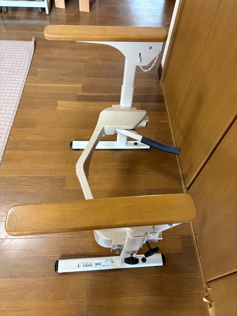 安寿　洋式トイレ用フレーム　手すり S-はねあげR-2