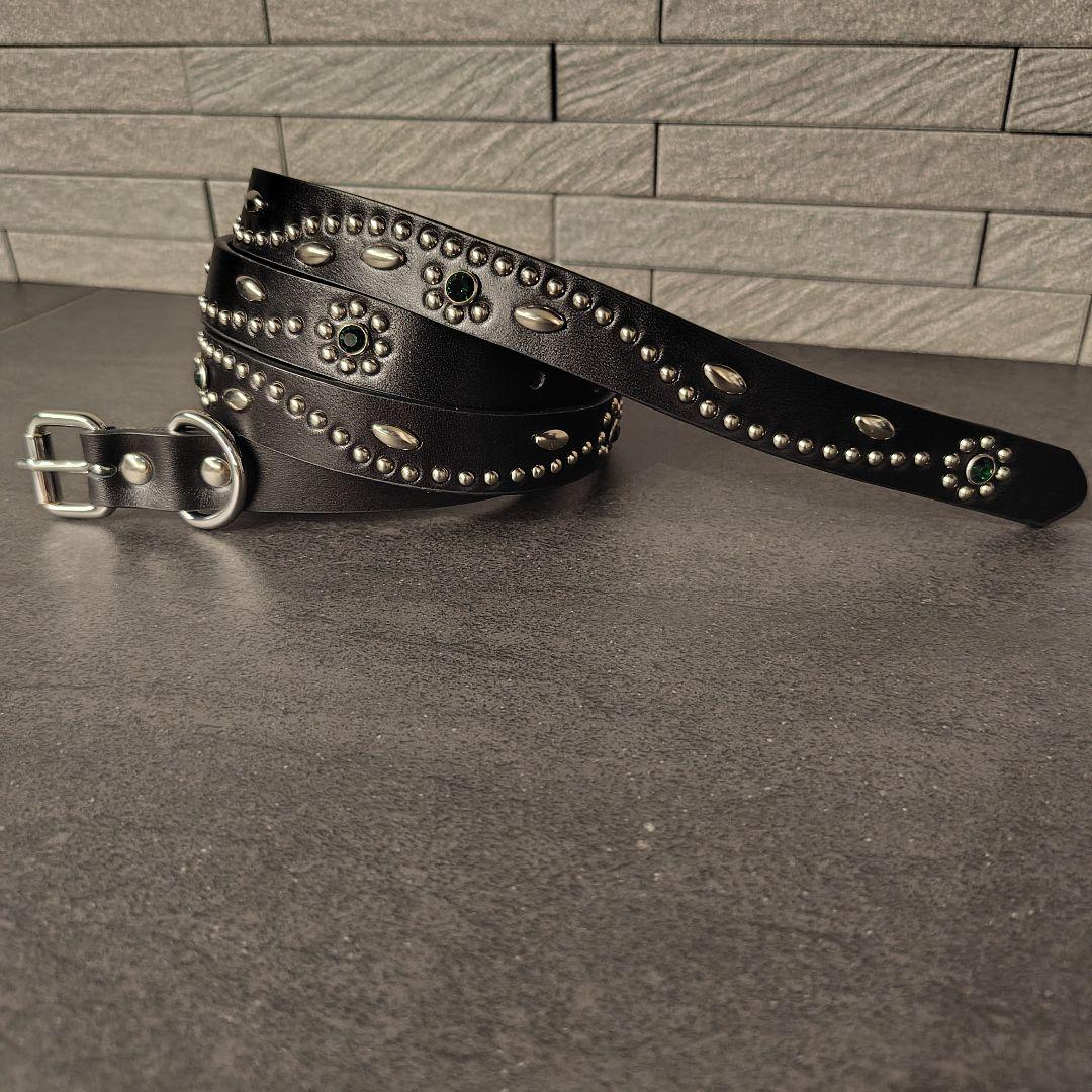 フラワー緑■本革レザーフルスタッズナローベルト☆グリーンエメラルドシルバー