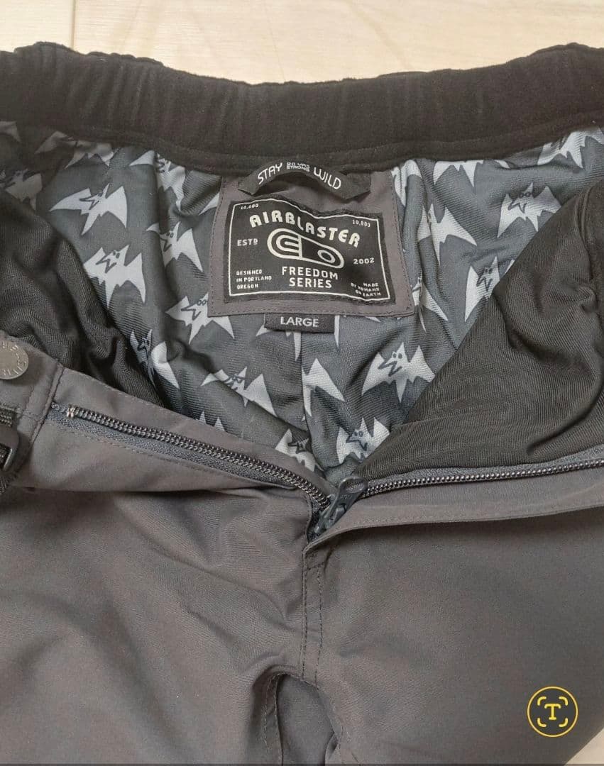 AIRBLASTER キッズ　スノーボードウェア上下セット Lサイズ