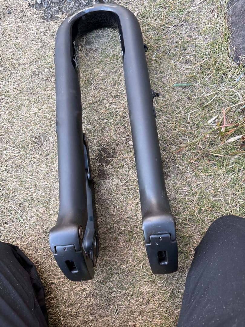 TRUST フロントフォーク