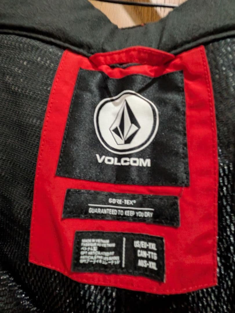 VOLCOM GORE-TEX スノーボードパンツ レッド