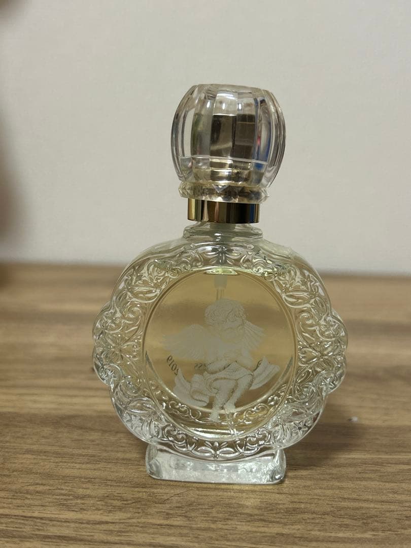 カネボウ　ミラノコレクション2019 香水 30ml オードパルファム