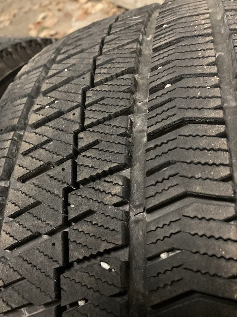 MOTTAGE 冬タイヤVRX2 215/55R16 4本セット①