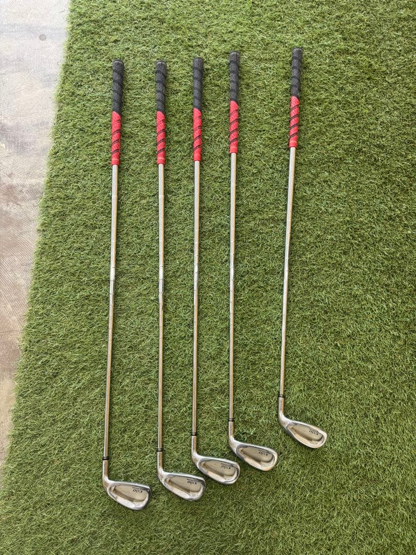 【初心者向け】ゼクシオツアースペシャルアイアンセット 5, 6, 7, 8, P