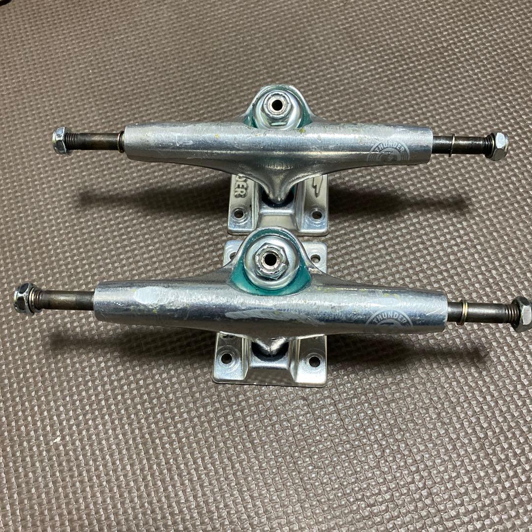 サンダートラック 147 hollow light