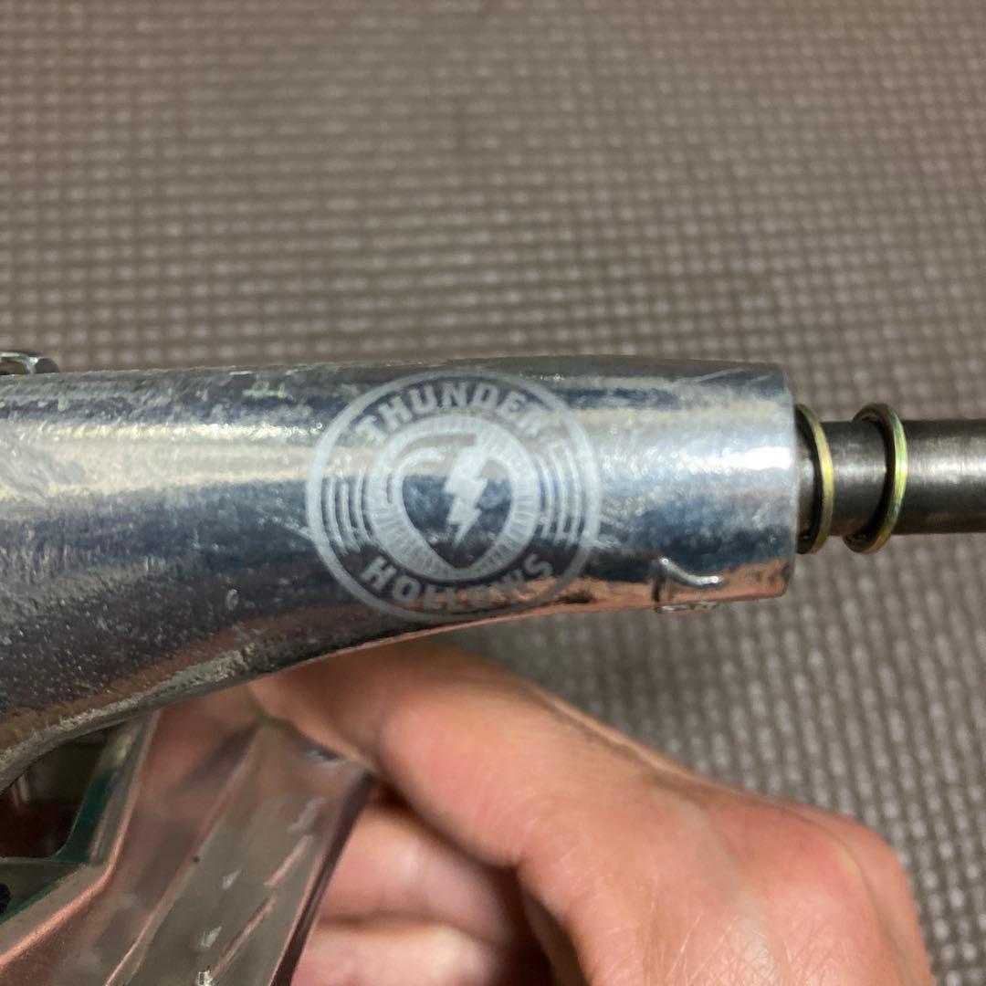 サンダートラック 147 hollow light