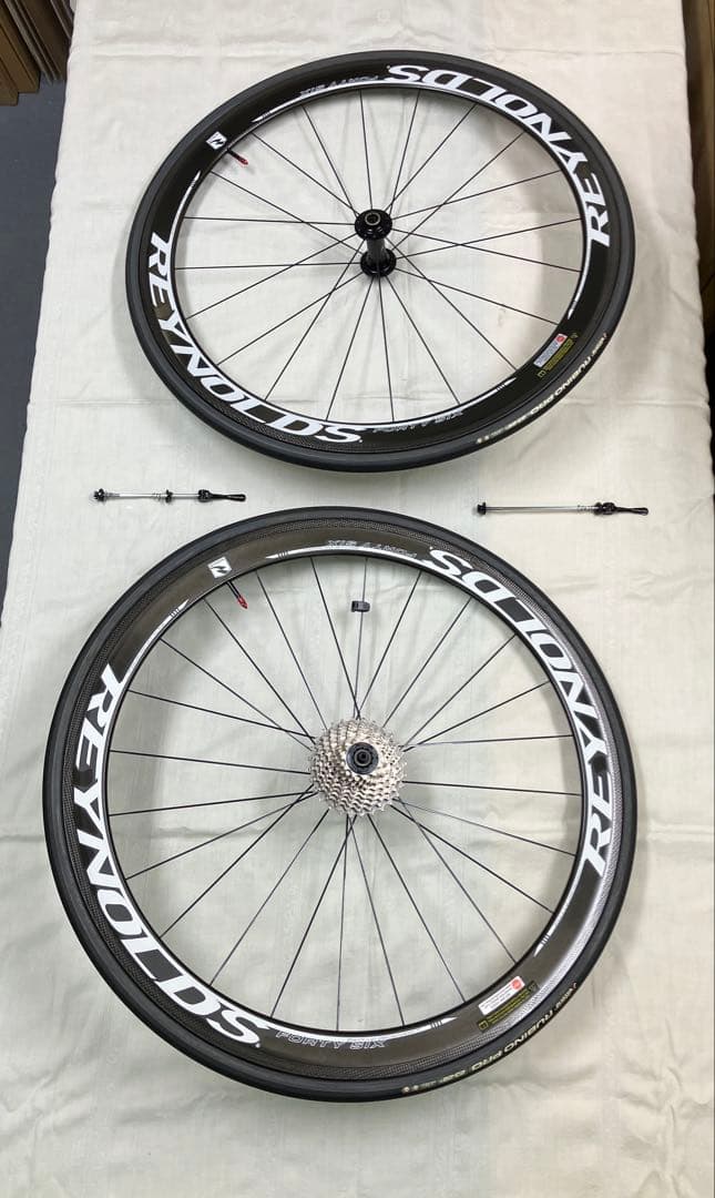 REYNOLDS 46超軽量カーボンホイール F&R チューブラー