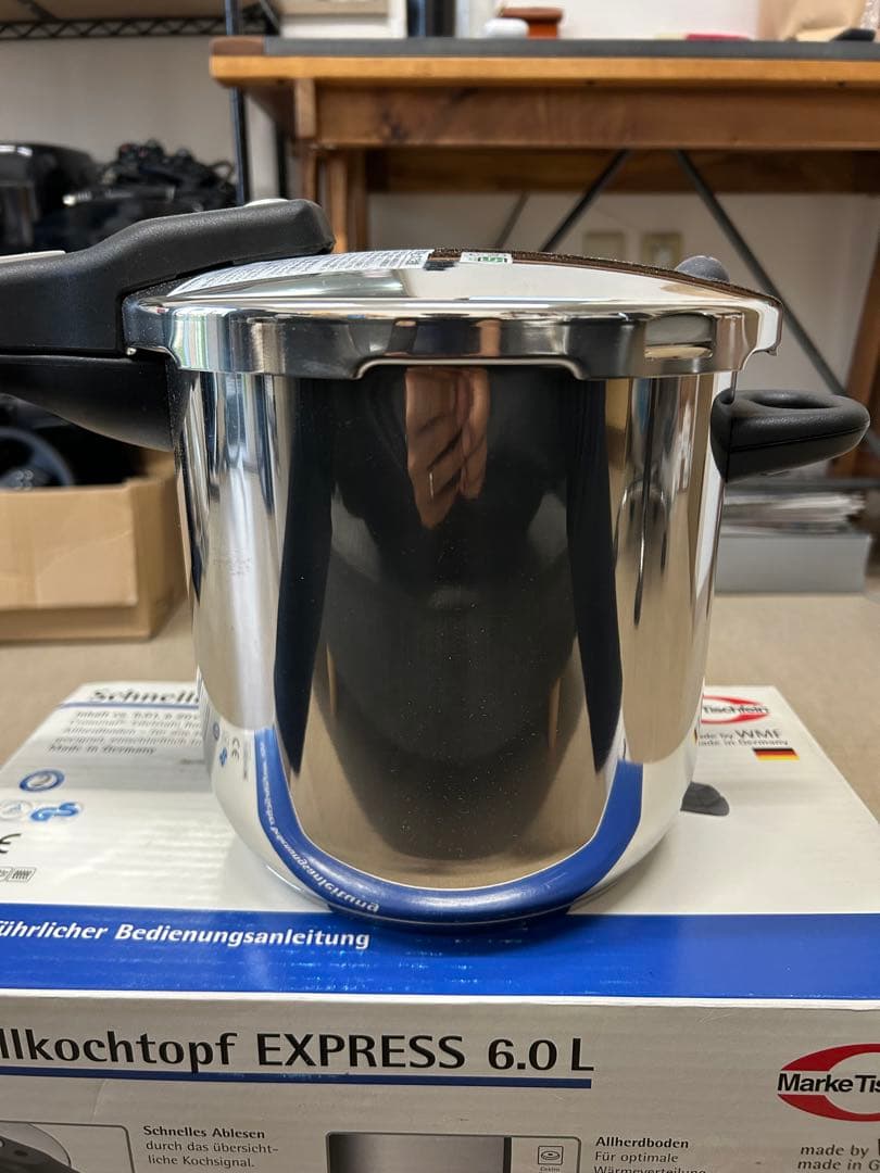 【新品未使用】WMF マークティッシュフェン　圧力鍋 6L