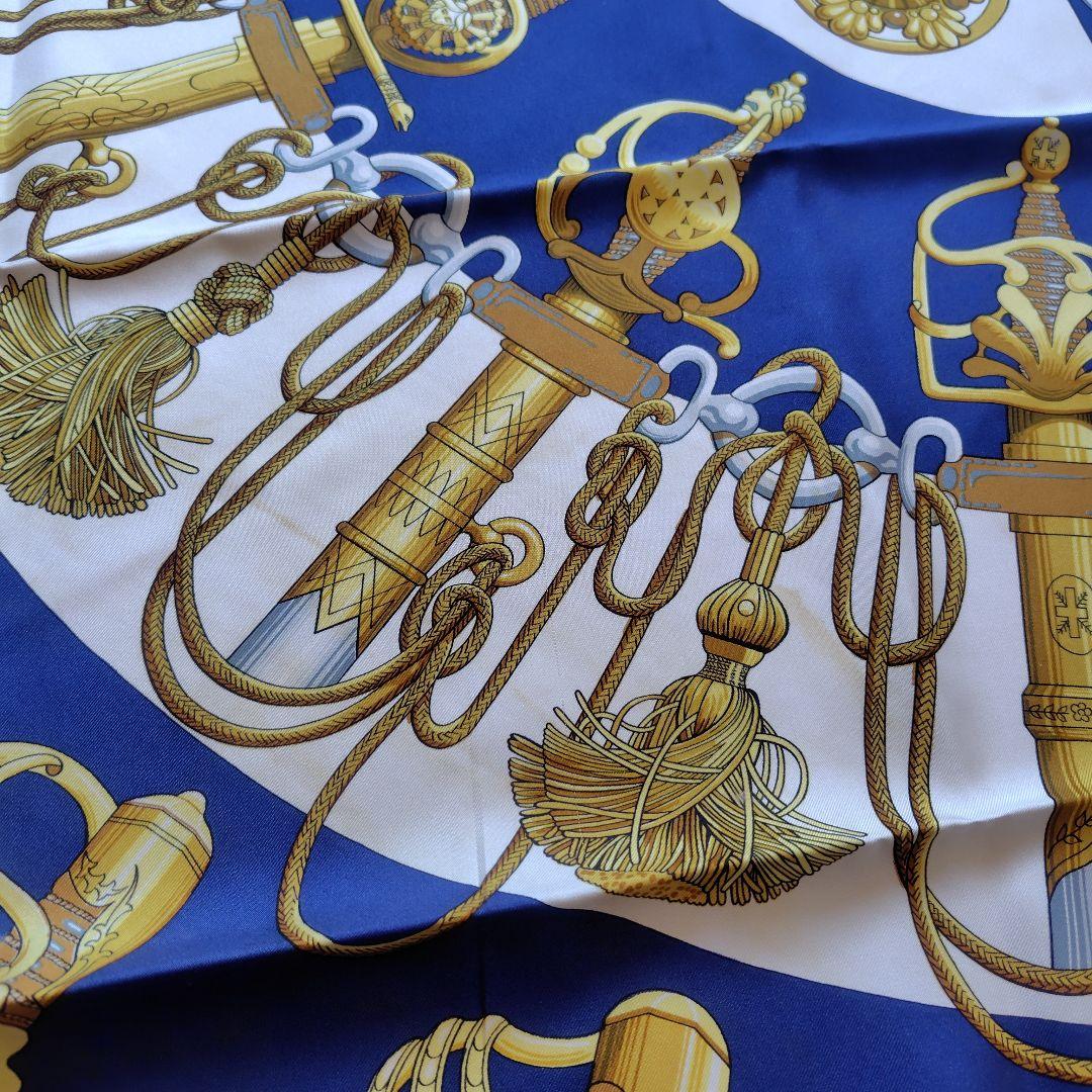 Hermès Cliquetis シルクスカーフ　カレ90 美品♡