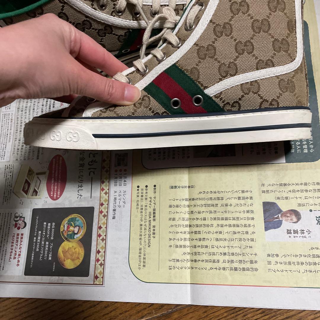 2/4まで！GUCCI レディーススニーカー　23㎝