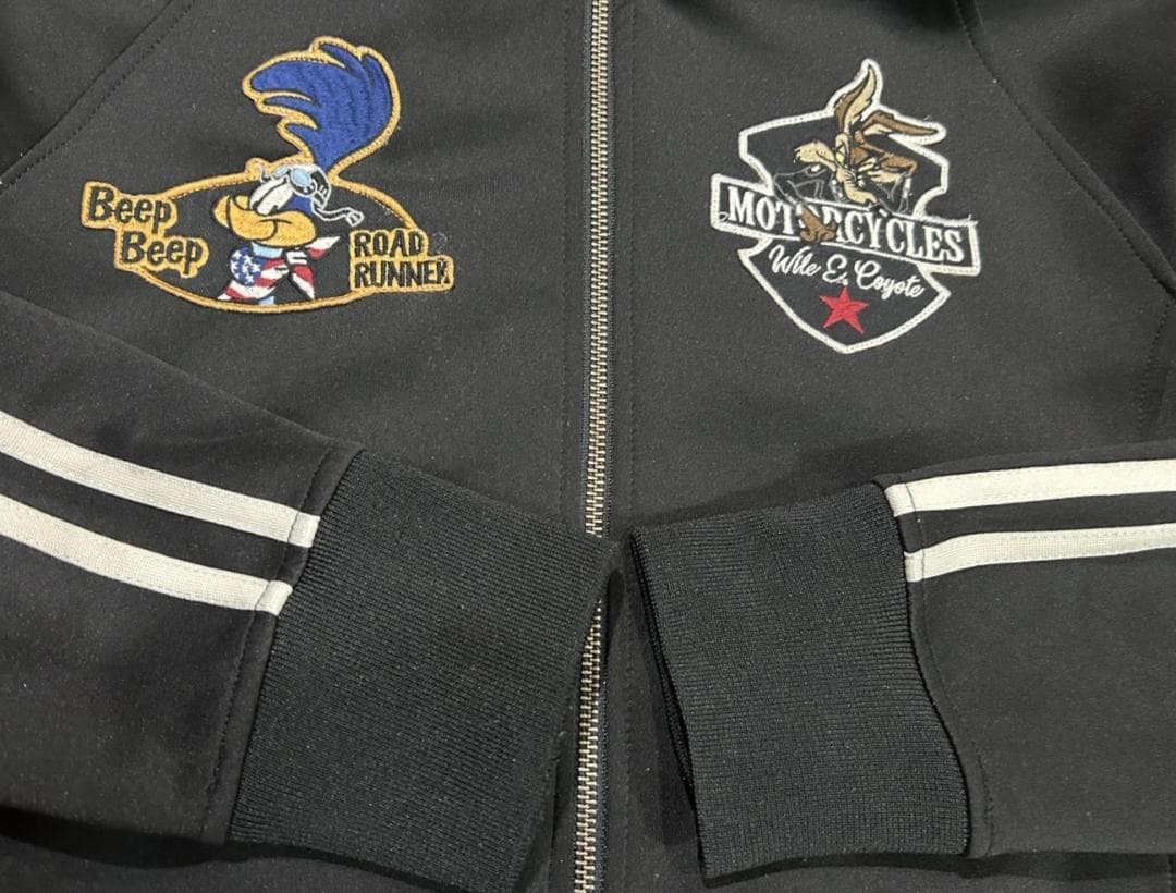 ＊vanson×ルーニー テューンズ 刺繍トラック フード ジャケット M