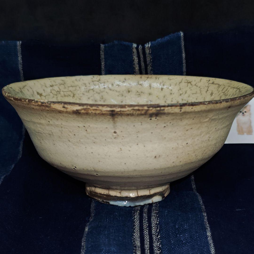 李朝、粉引茶碗(合せ箱、藍染包み古布付)