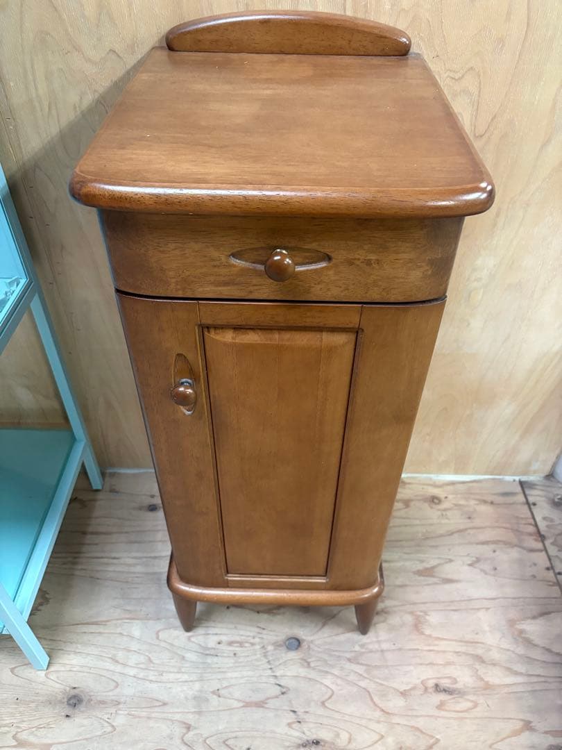 イタリア製 SELVA社 キャビネット