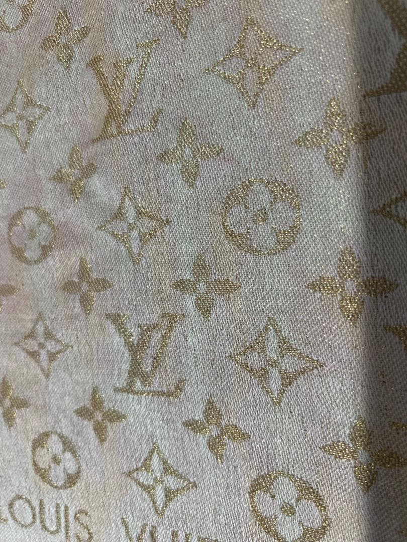 Louis Vuitton ベージュ モノグラム ストール