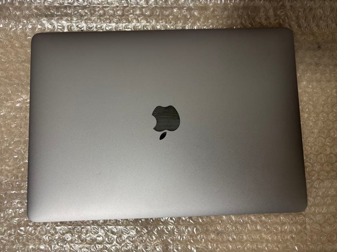 macbook pro 13インチ　A1708 128GB Retina