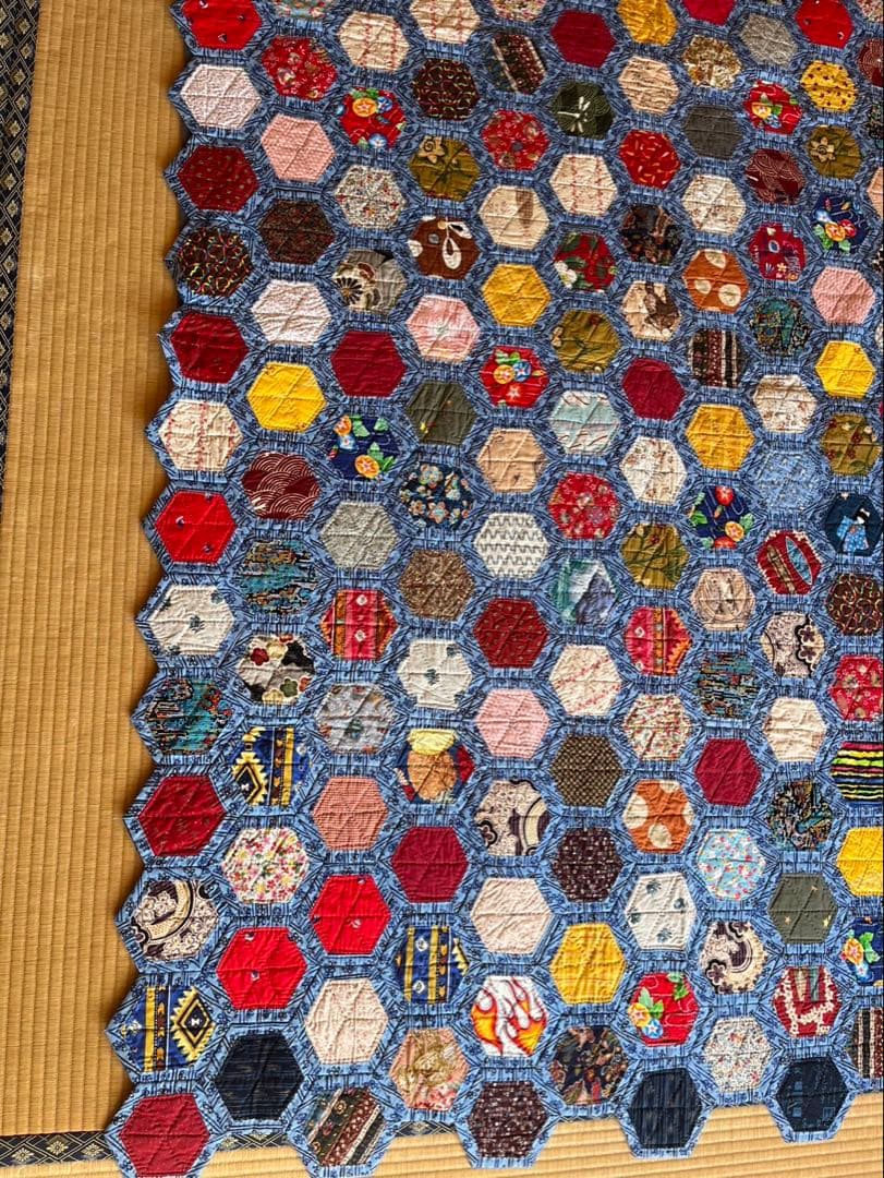 M未使用品　ハンドメイド　キルト　手作り　パッチワークマルチカバー　205cm