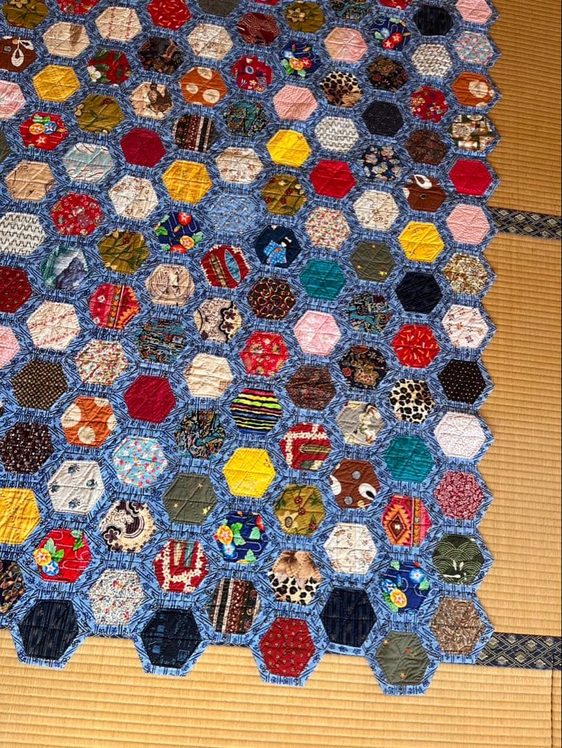 M未使用品　ハンドメイド　キルト　手作り　パッチワークマルチカバー　205cm