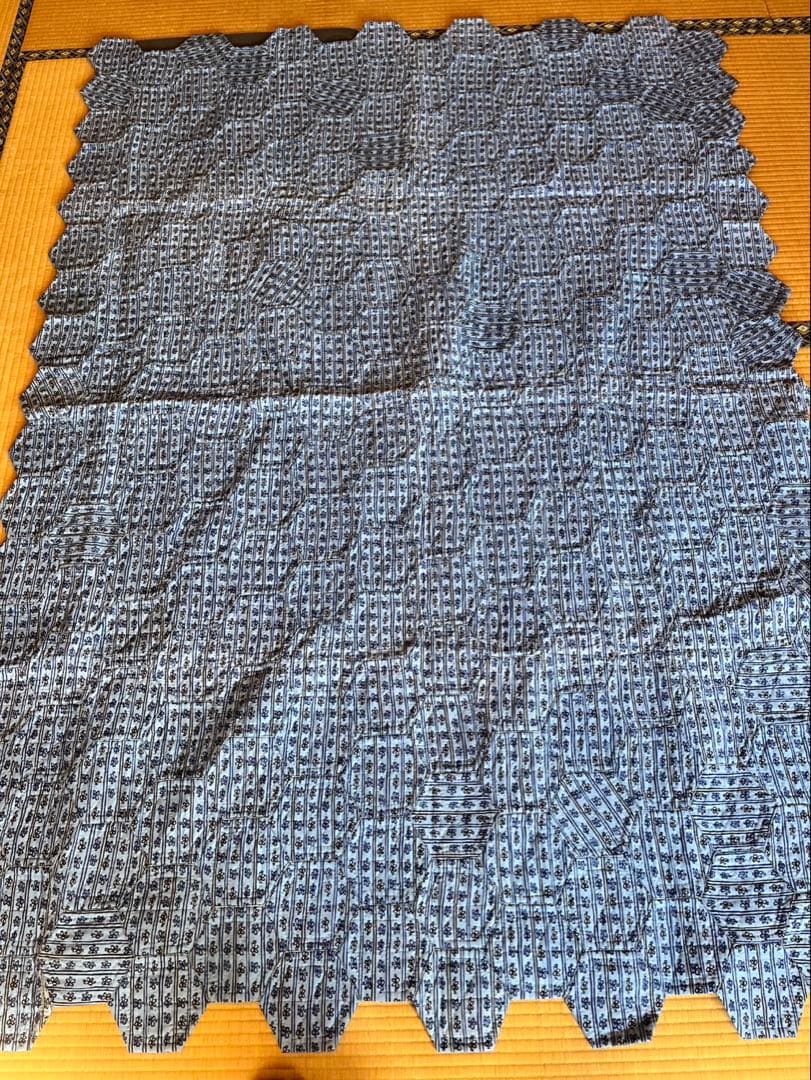 M未使用品　ハンドメイド　キルト　手作り　パッチワークマルチカバー　205cm