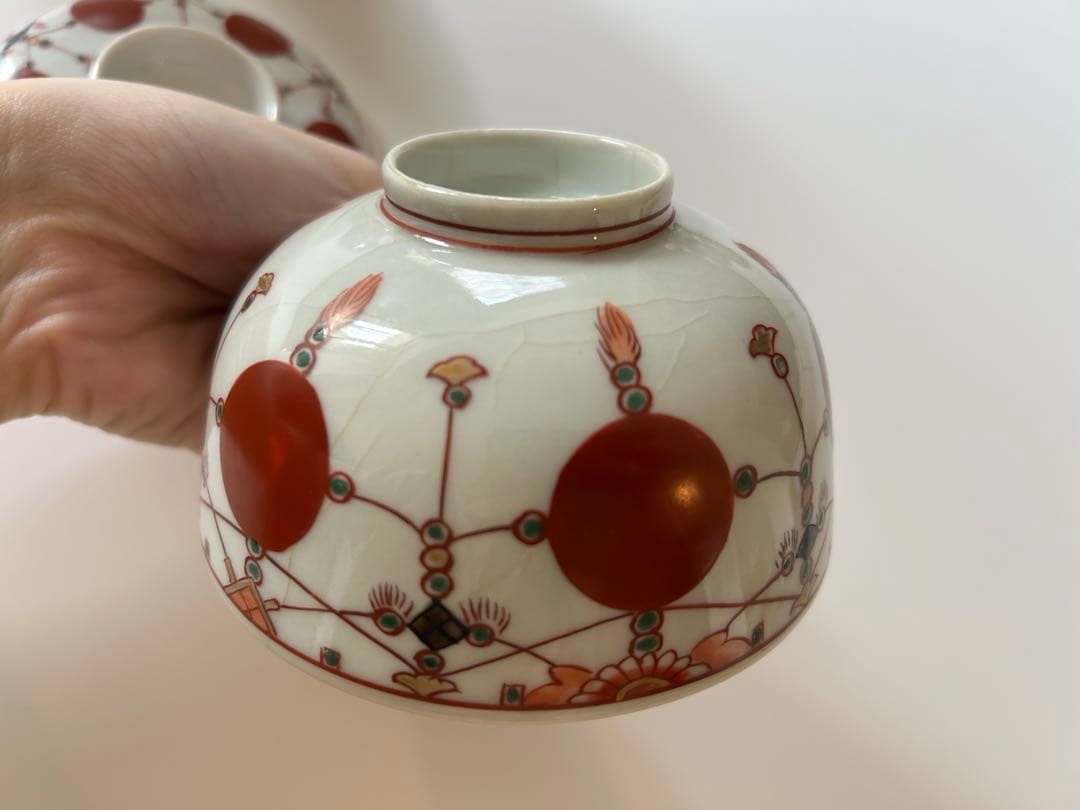 赤玉瓔珞紋　蓋茶碗　2客　少し難あり