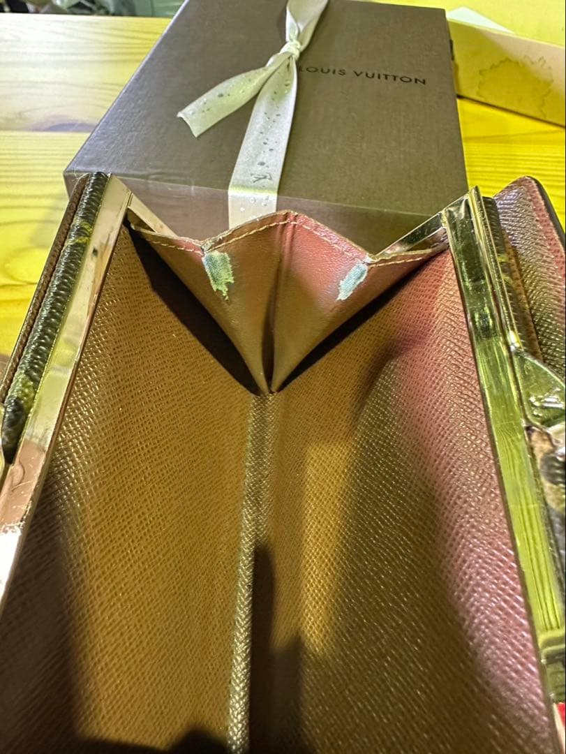 g1407 ルイヴィトン モノグラム がま口 折り財布