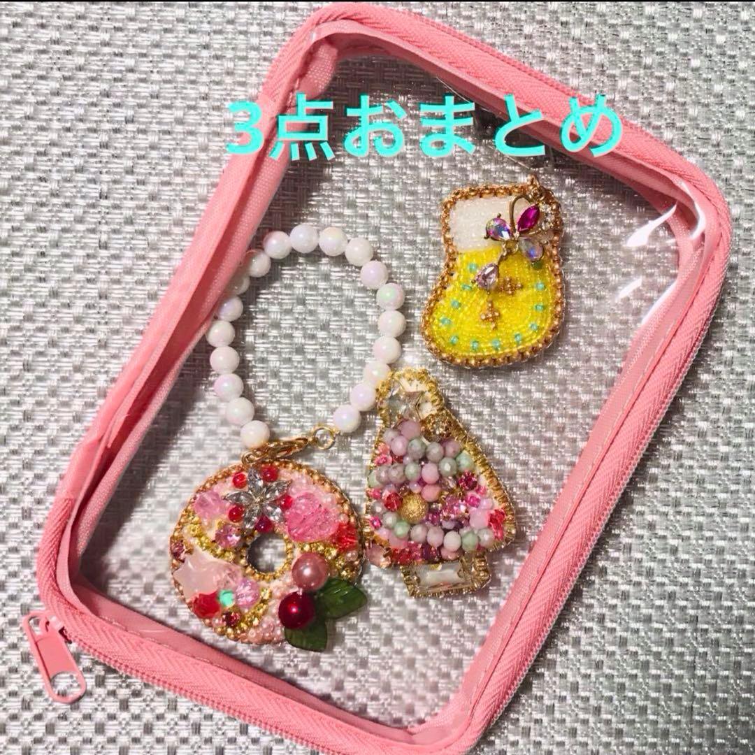 さっちゃん様、オーダー品です　ビーズ刺繍ブローチ9点　ハンドメイド