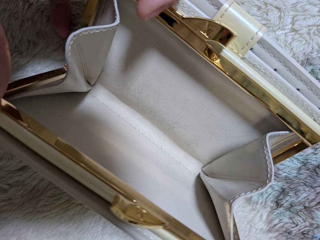 LOUISVUITTON　ヴェルニ　2つ折り財布