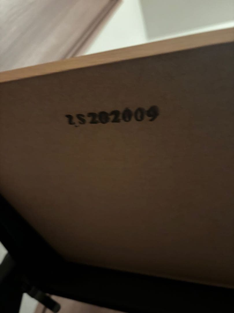 Hay デスク&IKEAチェアセット 渋谷区に引き取り可能な方