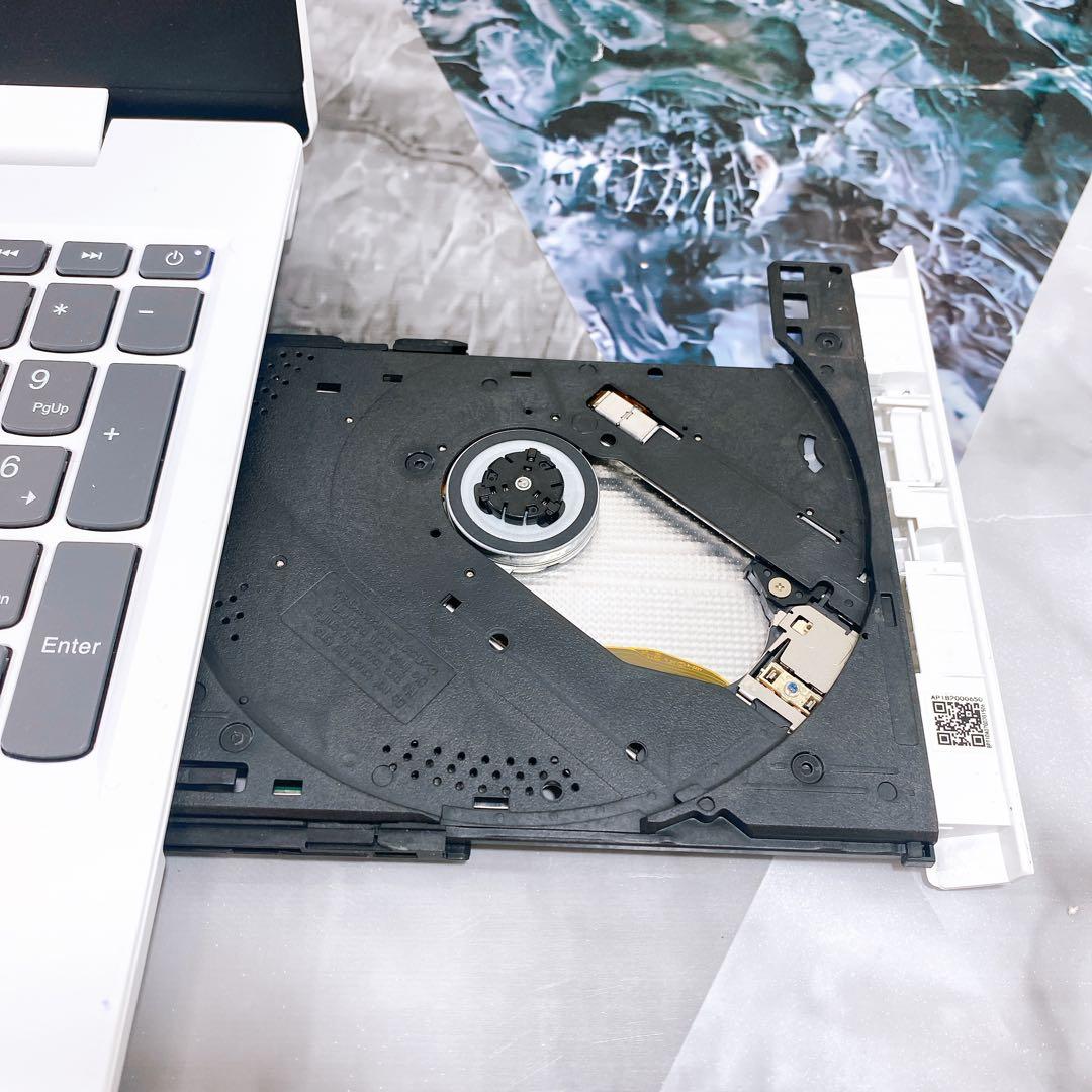 【Lenovo】人気の白い薄型ノートパソコン✨大容量✨新品SSD512GB✨