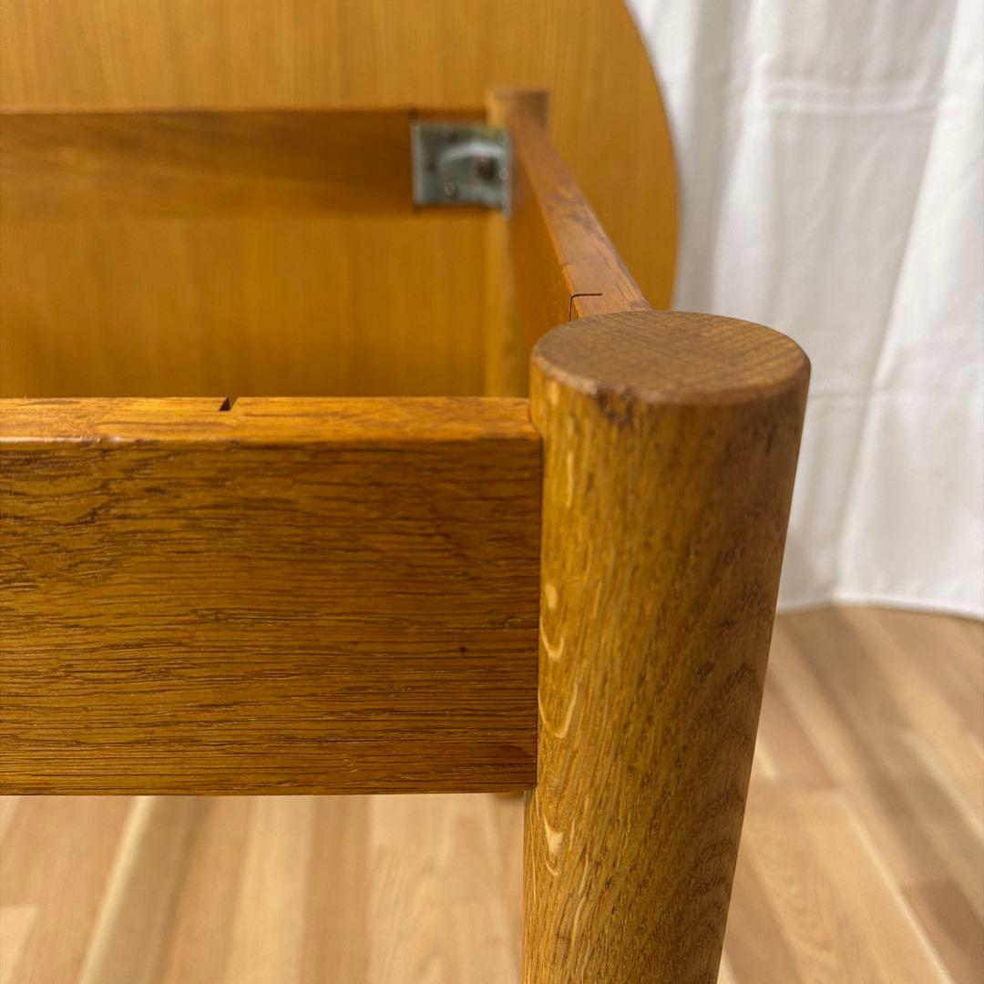 Jorgen Baekmar C44 ラウンドダイニングテーブル　FDBモブラー