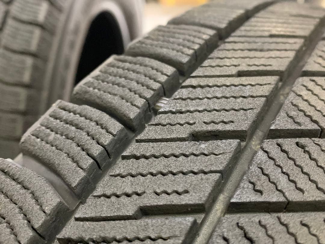 まこやんさん専用バリ山⭐︎VRX3　175/65R14 効く！ブリザック