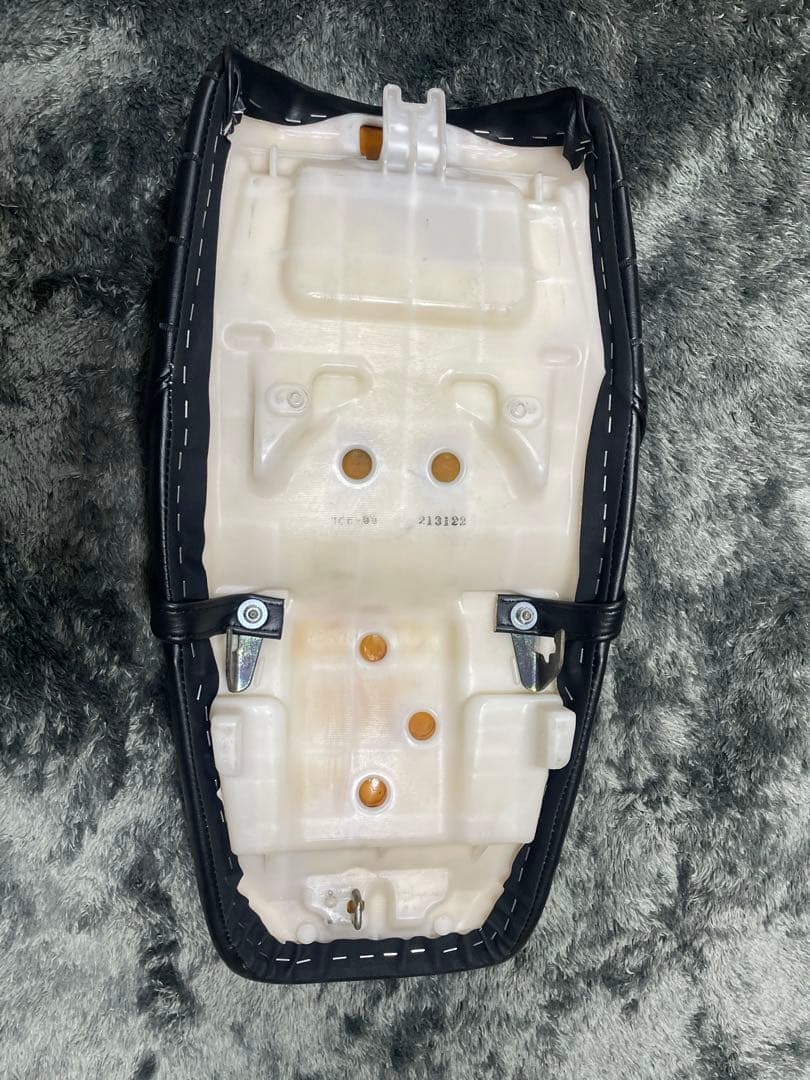 CB400SF/SB NC39/42タックロールシート　あんこ抜き　純正ベース