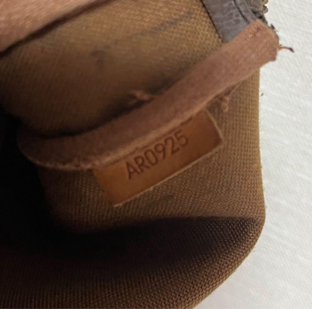 Louis Vuitton モノグラムクラッチバッグ