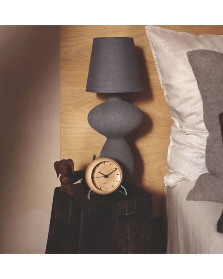 ARNE JACOBSEN テーブルクロック CITY HALL マットサンド